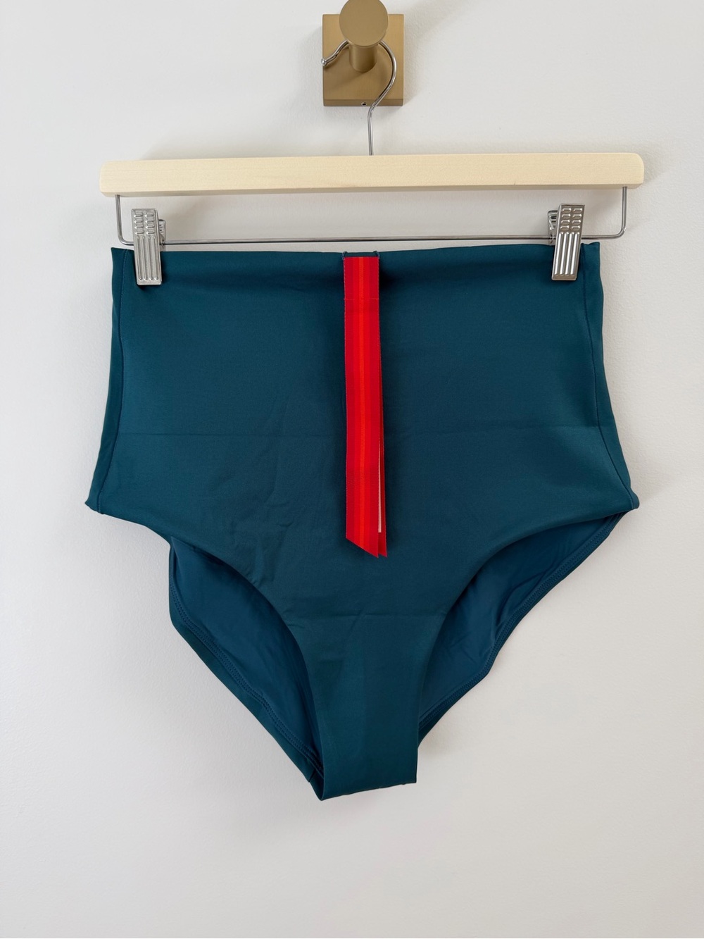 NWT Left On Friday Hi Tide Bottom - Deep End. Size XL.